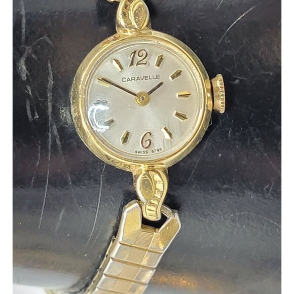 Carvelle by Bulova Ladies Wind Watch Vintage 6.5" Two Tone Band P0 1980 Swiss - Picture 2 of 14